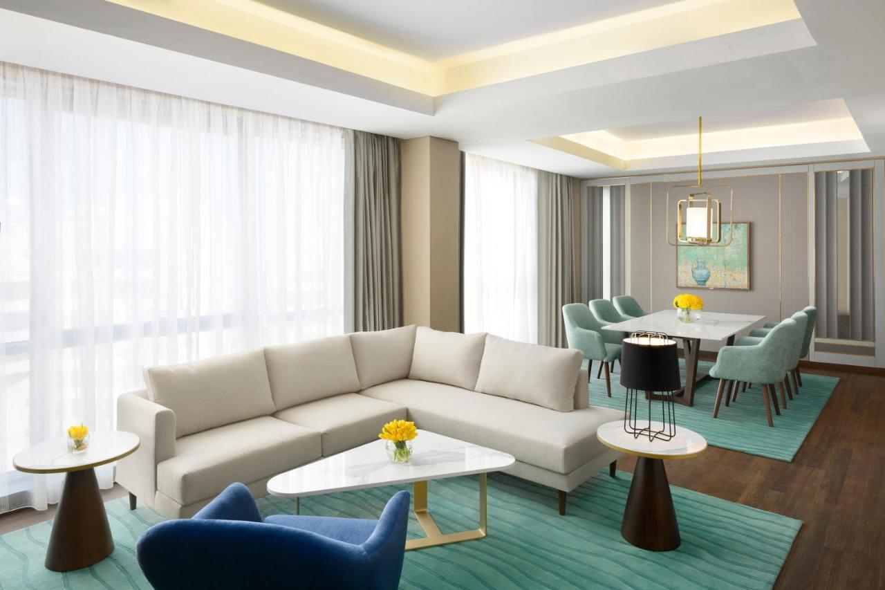 Grand Hyatt Al Khobar Hotel And Residences Kültér fotó A suite at the hotel